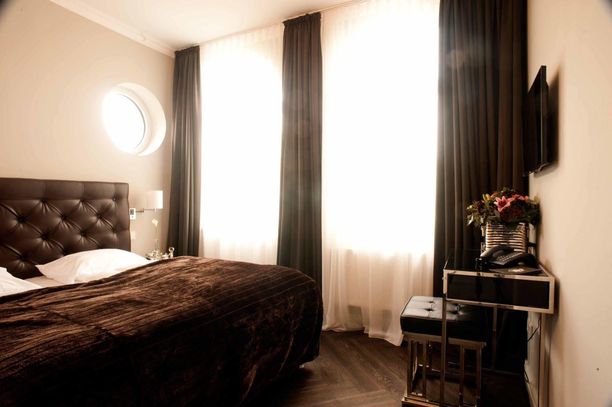 Villahotel Rheinblick Köln Exterior foto
